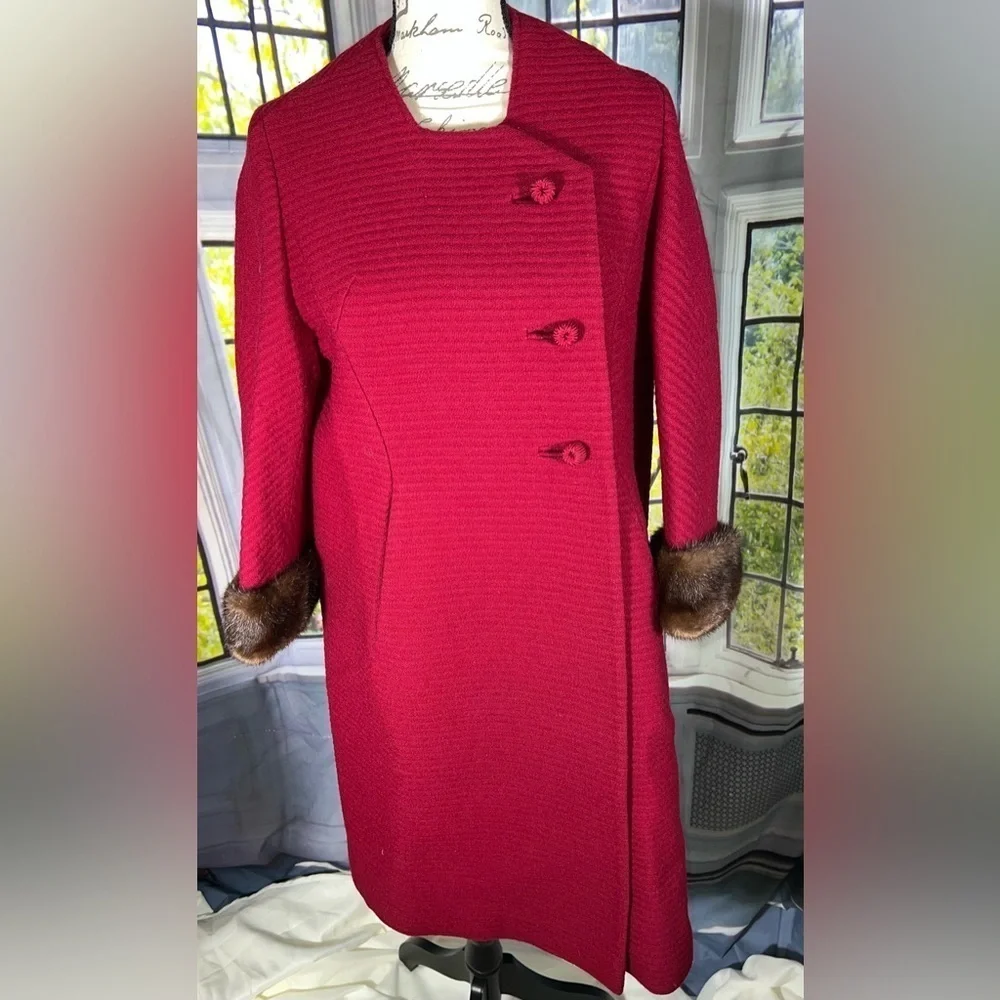 Vintage 50s Boucle Princess style coat mink fur cuffs - Picture 1 of 7